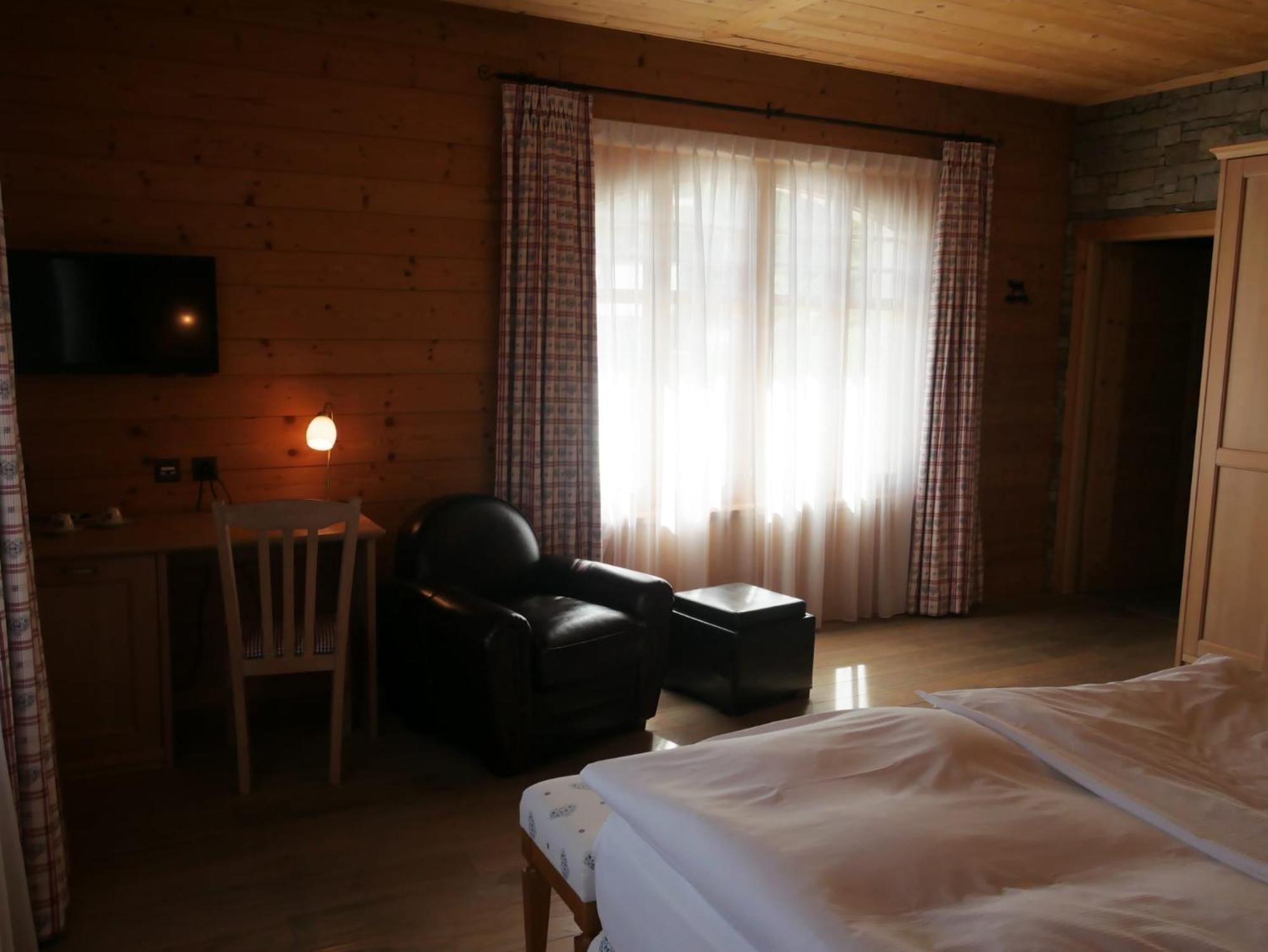 Between Boutique Hotel Chamoson Eksteriør bilde